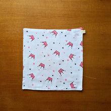 Load image into Gallery viewer, Muslin Cotton Wipes-Pack of 3